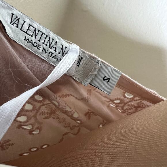 Valentina Naldi Top Womens Size Small Cotton Pink Embroidered Eyelet Flutter New - Picture 9 of 10